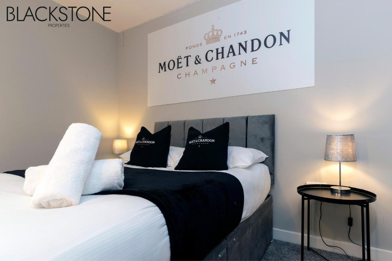 Champagne House - 4 Bed Property Plus 2 Sofa Beds By Bpne Darlington  Luaran gambar